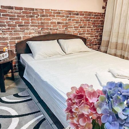 Guest House On Saksahanskoho Street Kiev Luaran gambar