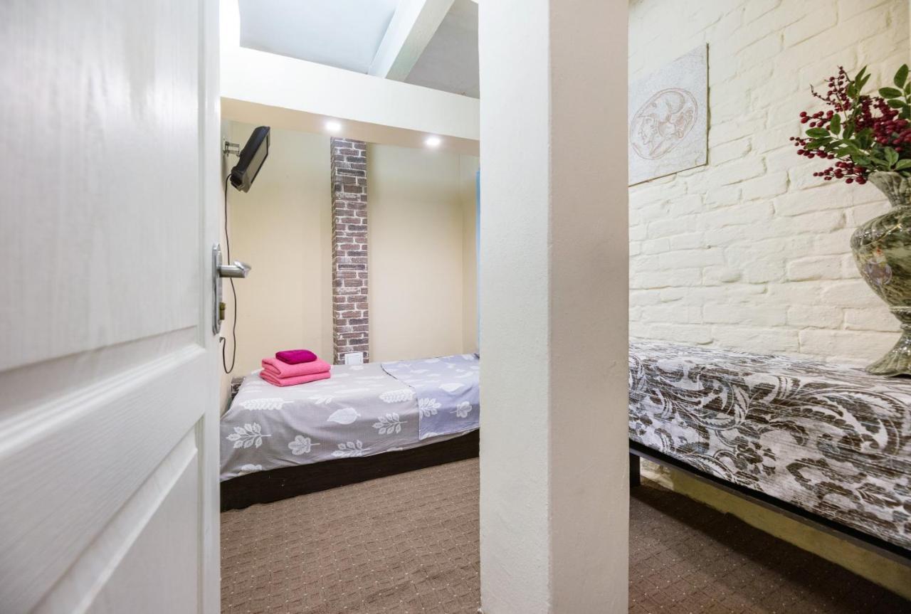 Guest House On Saksahanskoho Street Kiev Luaran gambar
