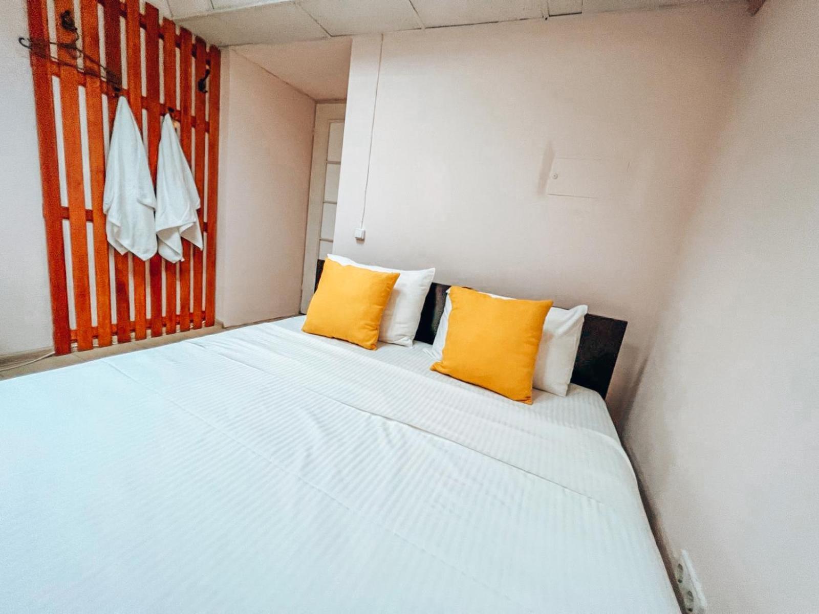 Guest House On Saksahanskoho Street Kiev Luaran gambar