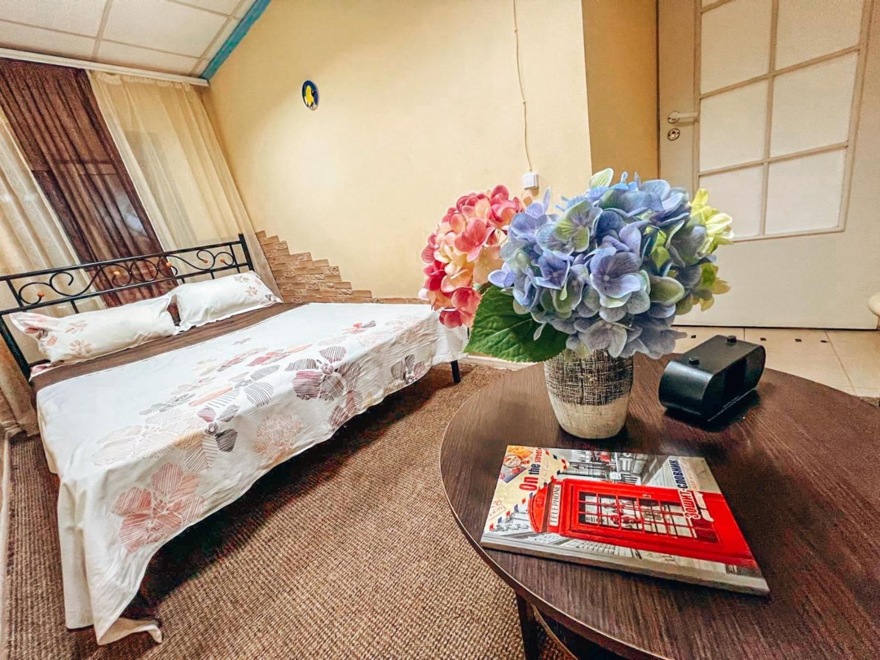 Guest House On Saksahanskoho Street Kiev Luaran gambar